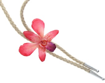 Corbata bolo de orquídea rosa preservada, 36" de largo, elija cordón negro o de yute, hecha en EE. UU., 1 unidad