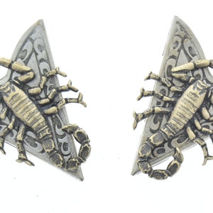 Scorpion Collar Tip, Antique Silver, Made in USA, 1 pair. (CT-02563)