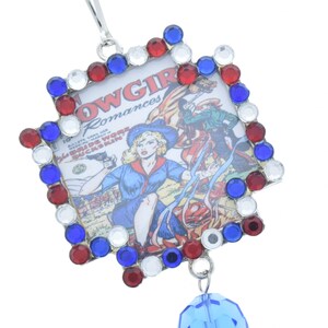 Vintage Campfire Cowgirl Art Crystal lijsthanger, multi, rood, wit, blauw, 48 mm, verpakking van 3