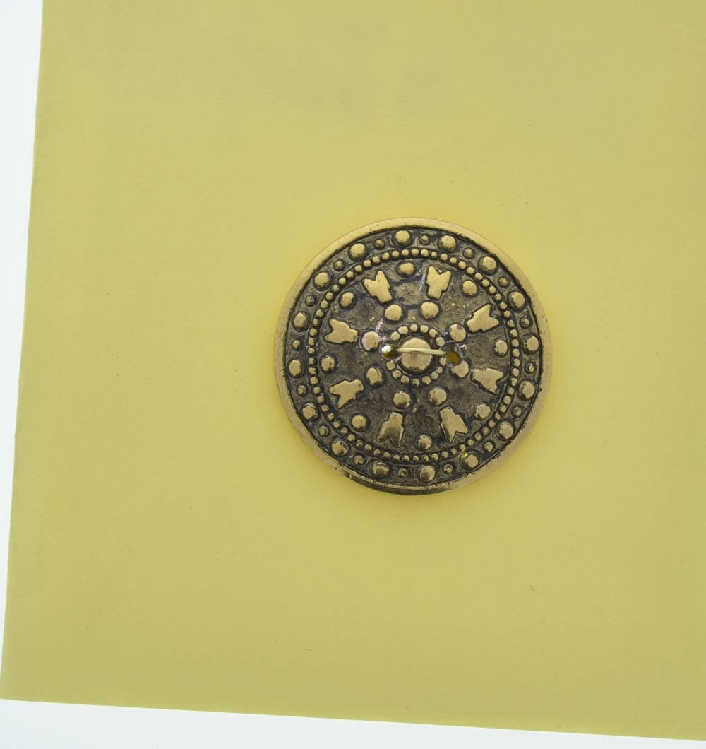 希少】 2G ／ N.42 HildundK Vintage Button, 2 Hole, 28 Mm Antique