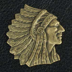 Messing gestempelt Indianer Häuptling Anhänger 40 mm Größe breit x 45 mm hoch verkauft jeweils 2, 02710AG