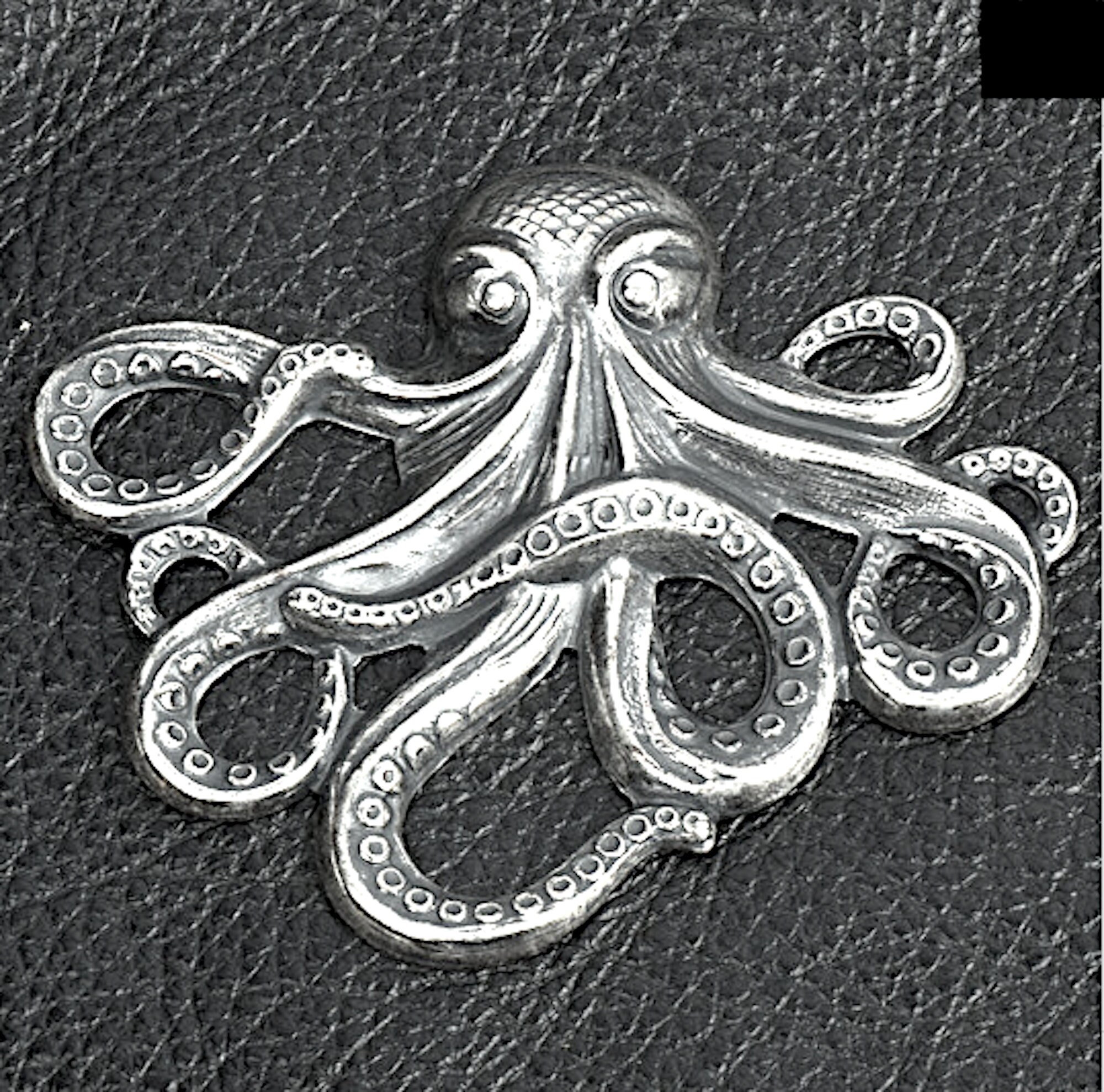 Silver Octopus Lapel Pin Badge Squid Undersea Seafood Fishing Present For Him 