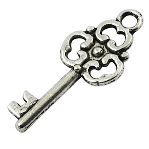 Skeleton Key Charms, Classic Silver finish, Pack of 12