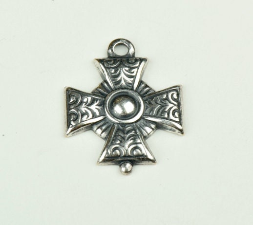 4 Bronze Maltese Cross Charms Filigree Metal 55mm chs4206