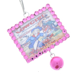 Vintage Campfire Cowgirl Art, hanger roze kristallen lijst, 46 mm x 36 mm zilveren rechthoek, verpakking van 3