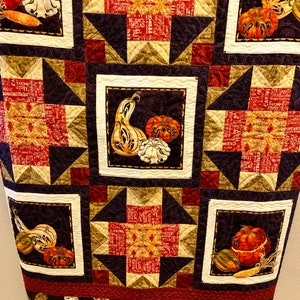 Fall Pumpkins Throw Quilt/ Autumn Decor Quilt/Fall Squash Quilt