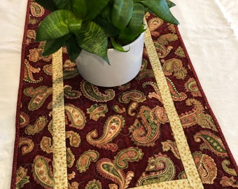 Quilted Paisley Winter Table Runner. Victorian Christmas Runner