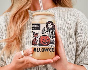 Retro Halloween Glass Cup: Spooky Skeleton & Pumpkin Iced Coffee Tumbler