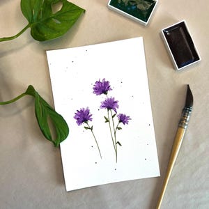 Carta acquerello originale con fiori viola