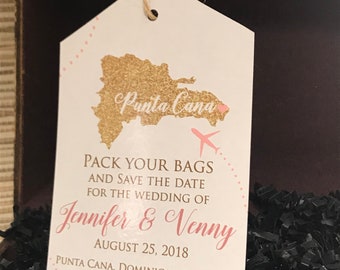 Destination Wedding Invitation. Save the Date Luggage Tag. Dominican Republic save the date. Magnet luggage tag save the date.