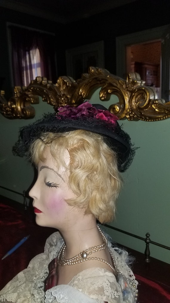 1940's Vintage Black Felt Ladies Hat Pink Velvet … - image 5