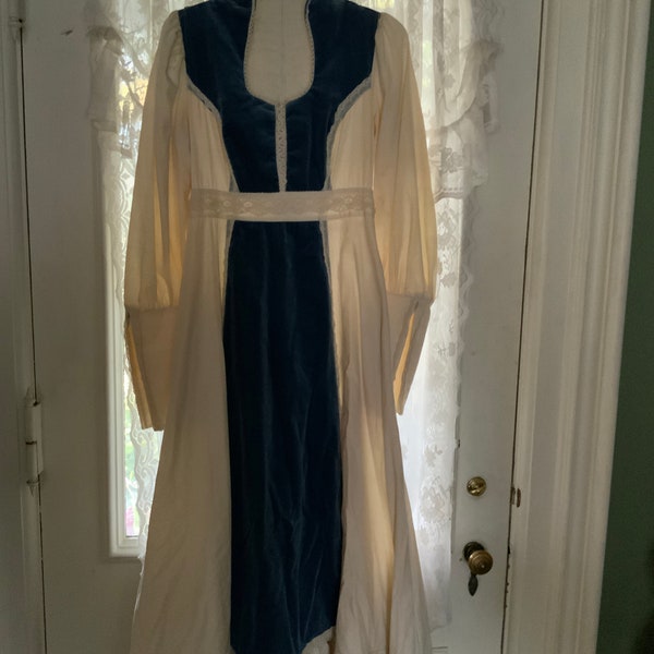 Vintage Gunne Sax Dress Ankle Length Cream And Blue Long Puff Sleeves Fit and Flare Scoop Neck