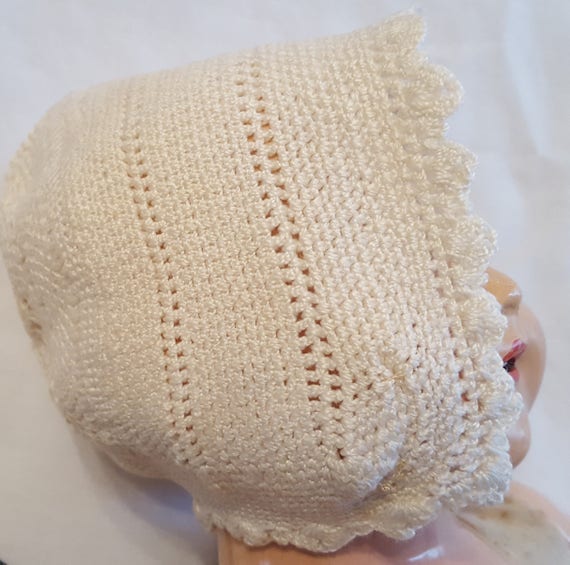 Vintage Crocheted Baby Bonnet Ivory Off White Han… - image 2