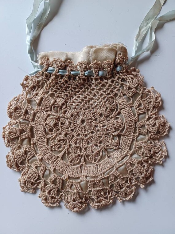 Antique 1930s Crocheted Hand Bag Purse Wristlet R… - image 2