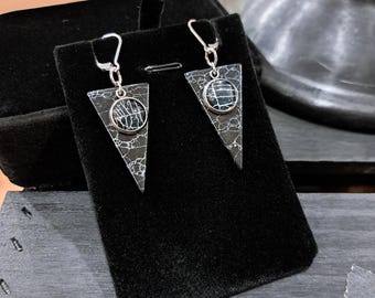 Pendientes de triángulo retro con telaraña real