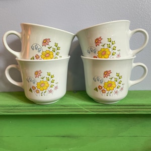 Vintage Corelle Corning Spring Meadows Floral Mugs, 1977, Set of Four