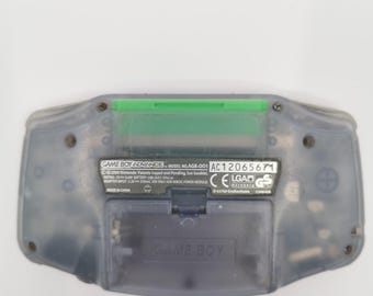 Dust cover for the cartridge slot of the Nintendo Gameboy Advance / SP