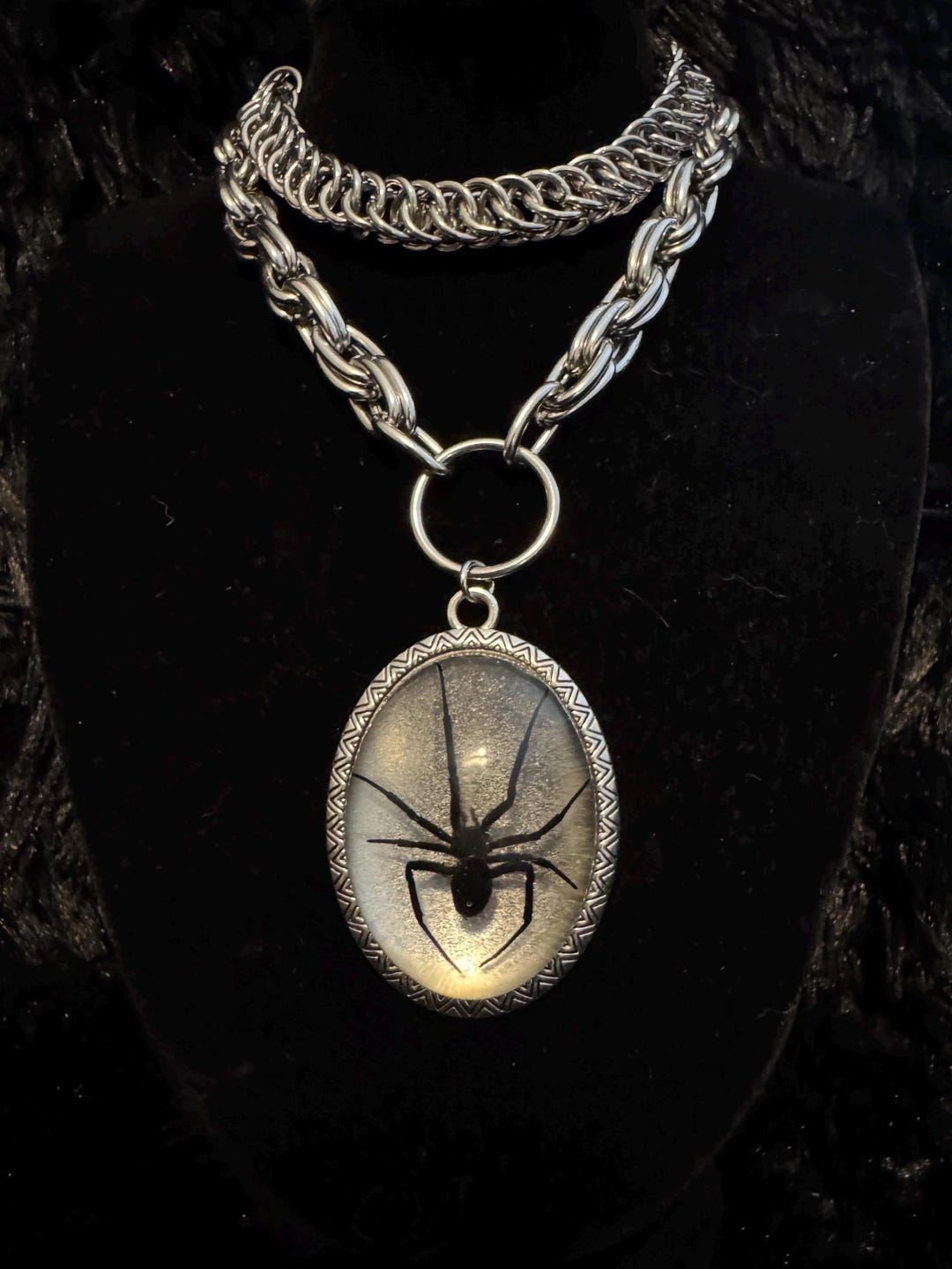 Real Black Widow Spider Chainmail Necklace - Etsy