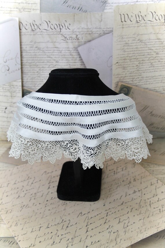 Outstanding Vintage Handmade Collar Satin and Iri… - image 5