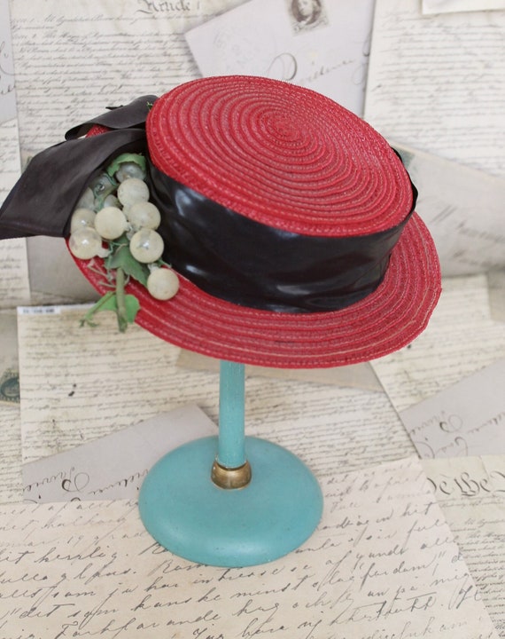 Vintage Cardinal Red Straw Hat with Grapes Wiebold