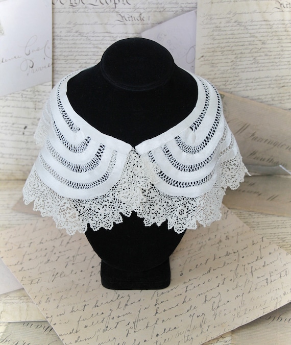 Outstanding Vintage Handmade Collar Satin and Iri… - image 1