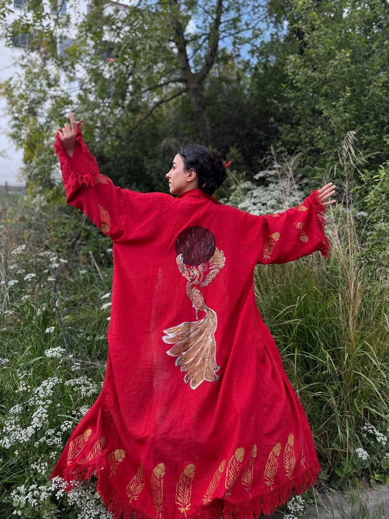 Beige Kimono Robe With Elegant Phoenix Bird and Feather Embroidery ...