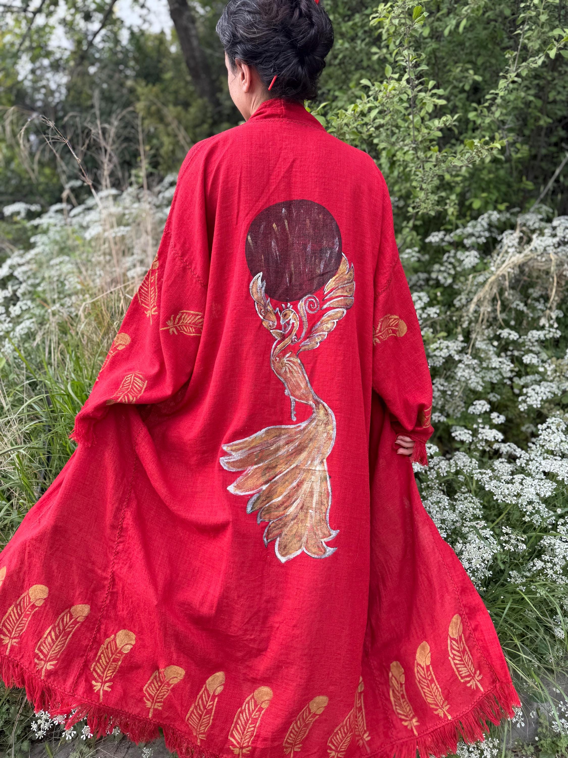 Beige Kimono Robe With Elegant Phoenix Bird and Feather Embroidery ...