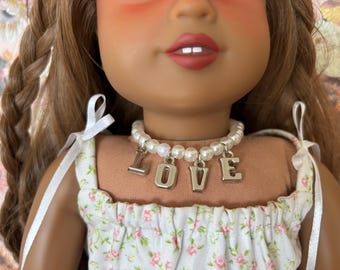 Collar de perlas LOVE Charm para muñecas de 18 pulgadas