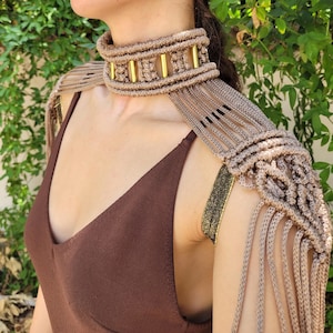 Charreteras de macramé, accesorio bohemio, ropa de festival, sesión de fotos, atuendo rave, collar de hombro, top de hombro, accesorios de hombro