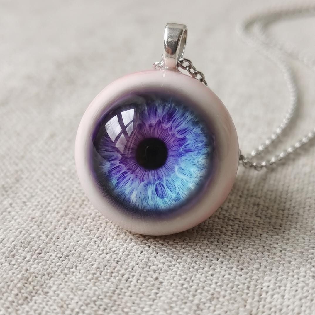 Eyeball Pendant - Etsy
