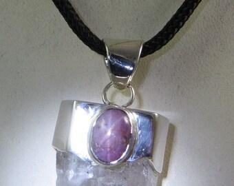 Colgante de cristal de cuarzo natural con rubí estrellado