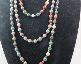 Collar de 3 collares de cuentas de piedras preciosas de jaspe en diferentes longitudes, 28", 24" y 20".