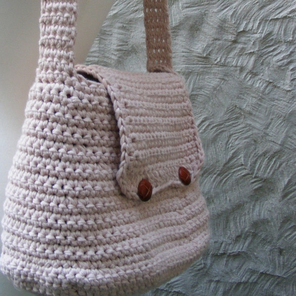 BAG CROCHET PATTERN - Crocheted Bag / Purse - Large with Flap and Button Closure - Very Easy