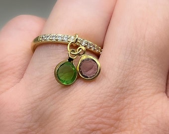 Anello regolabile in oro: ciondoli in vetro pendenti e zirconi cubici