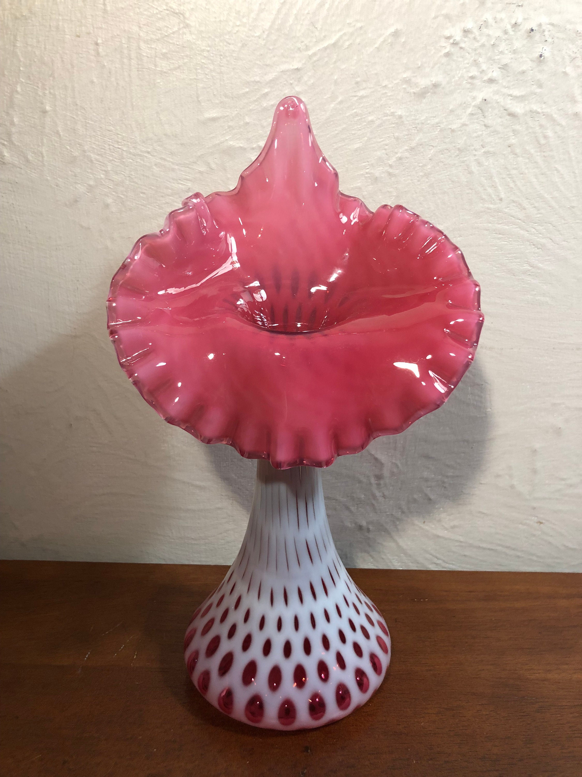 見事なヴィンテージ フェントン クランベリー ガラス オパールセント