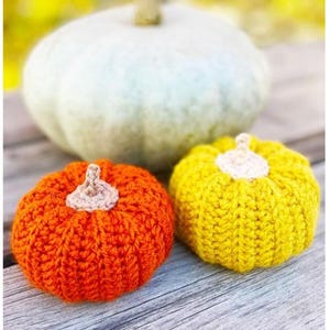 Crochet Amigurumi Orange Pumpkin Pattern PDF - Gift for her - Amigurumi Pattern
