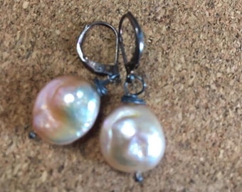 pink fresh water coin pearl Dark silver leverback earrings