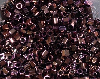 #JJG003 20 gm 8//0 Champagne Lined Crystal Iris Hex Seed Bead