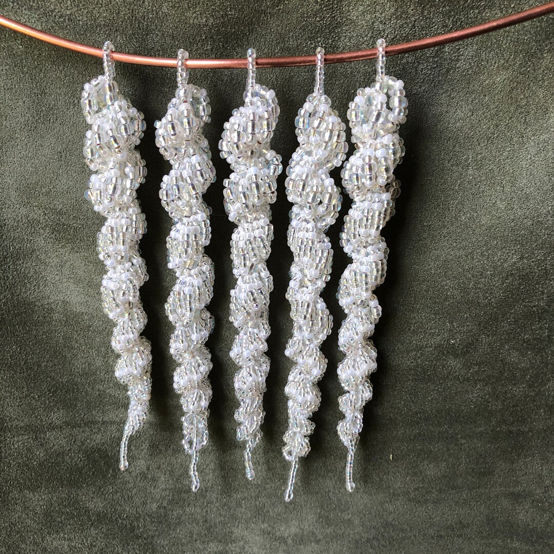 Beadery Holiday Beaded Ornament Kit Pearl Icicles Makes 6