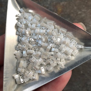 Quarter Tila Beads - Ivory Ceylon 7.9 grams # 592