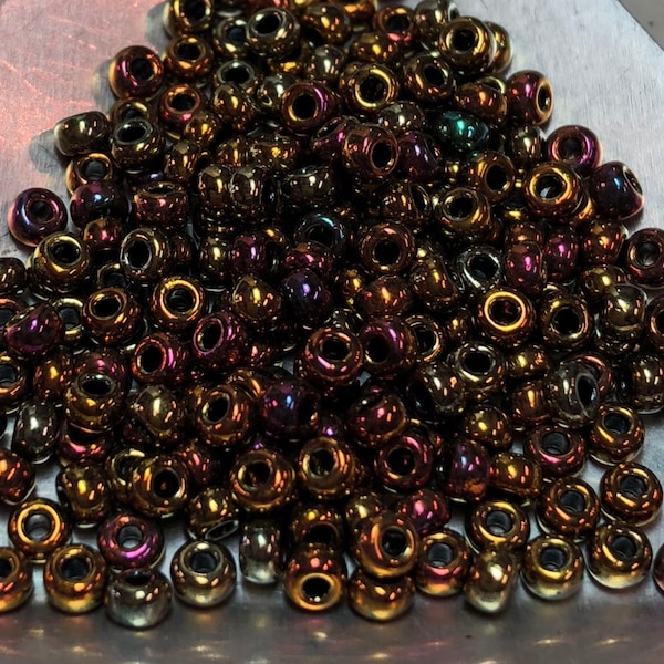 8/0 Japanese Seed Beads - Metallic Gold Iris Miyuki # 462 (5" round tube, approx 22 grams)