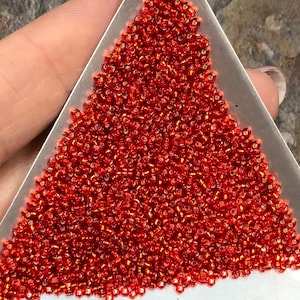 15/0 Japanese Seed Beads - Silverlined Flame Red Miyuki # 10 (2&quot; round tube, approx 8.2 grams)