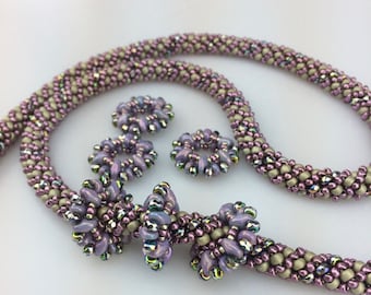 Tutorial for Sparkles and Spinners Necklace