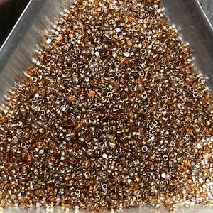 15/0 Japanese Seed Beads - Silverlined Sapphire Miyuki # 19