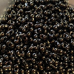 Peanut Beads - Green Tinged Hematite Iris #458A) approx. 17 grams