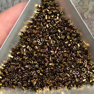 11/0 Japanese Hex Seed Beads - Metallic Gold Iris Miyuki # 462 (5" round tube, approx 23 grams)