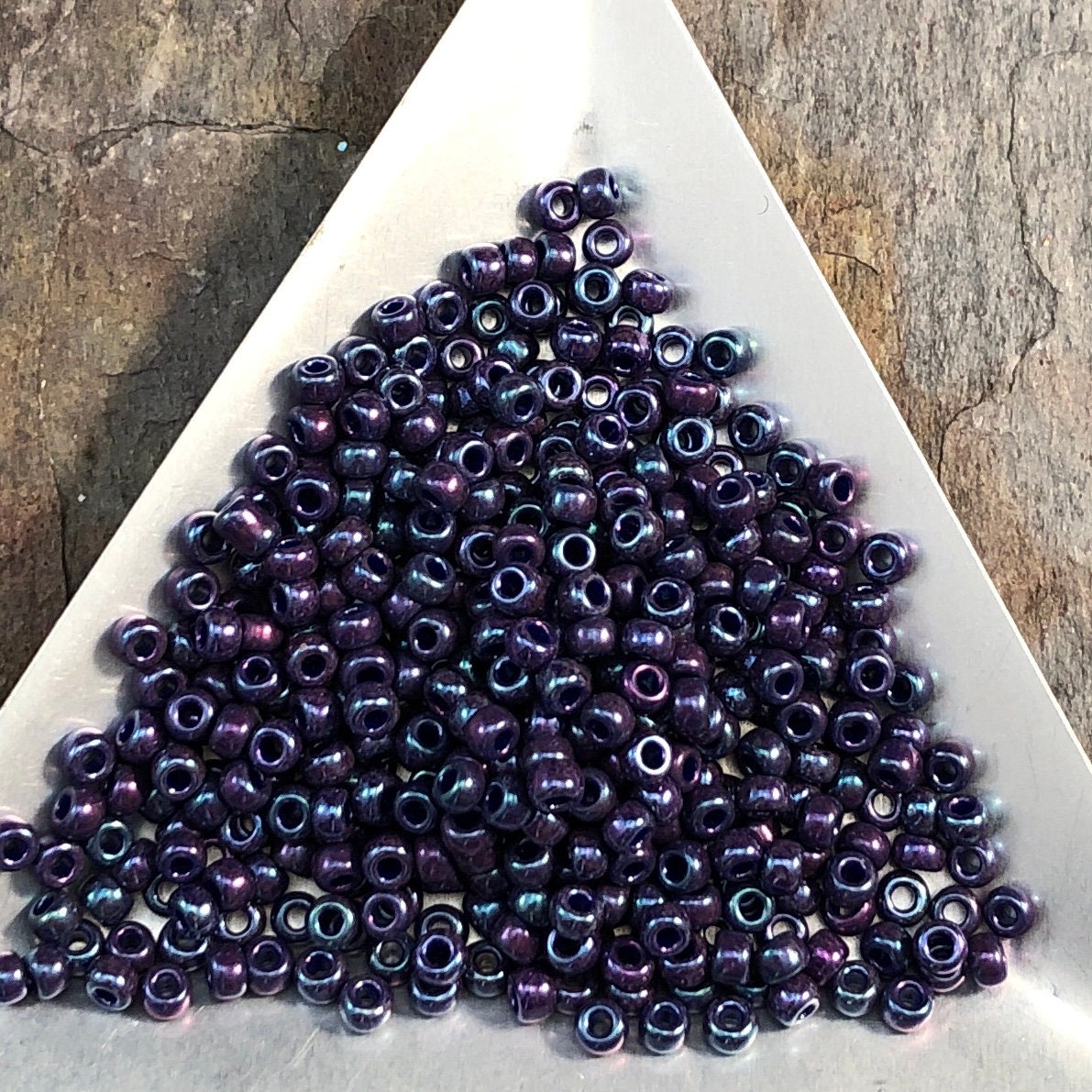 8-452, Miyuki 22g Metallic Dark Blue Iris 8-452, Miyuki 22g Metallic Dark Blue Iris