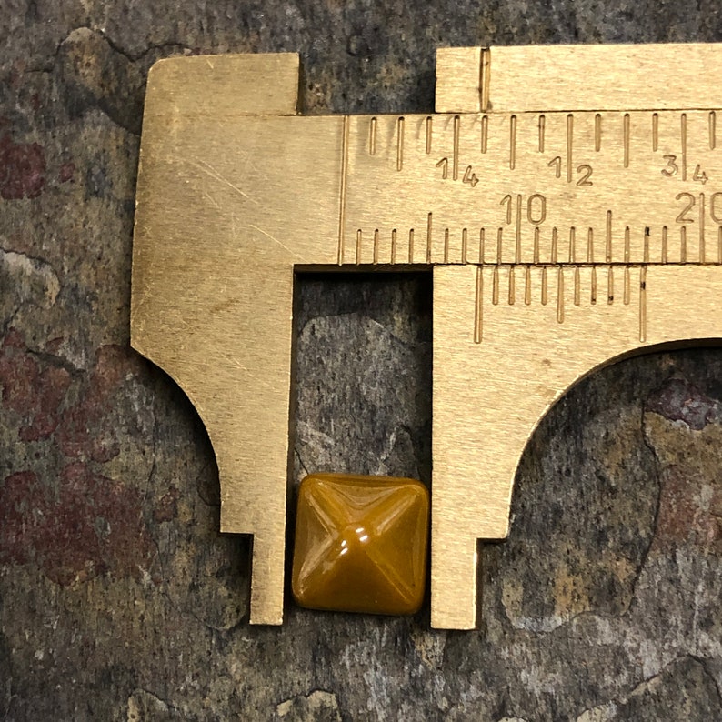 Pyramid Ruler Czech 2-hole Pyramid Stud Beads - 8mm Mustard Luster - 6 Beads - Etsy