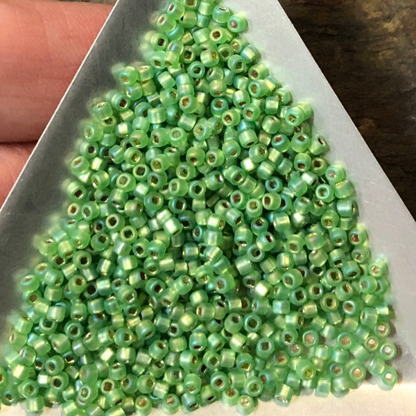 11/0 Japanese Seed Beads - Silver Lined Lime Matte AB Matsuno # F644 (5" round tube, approx 24 grams)