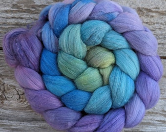 Rambouillet 14.5 Micron Merino Cashmere Bombyx Combed Top - 5 oz - Waterlillies